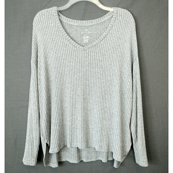 American Eagle Outfitters Sweaters - American Eagle Soft Sexy Gray Ribbed Knit Sweate